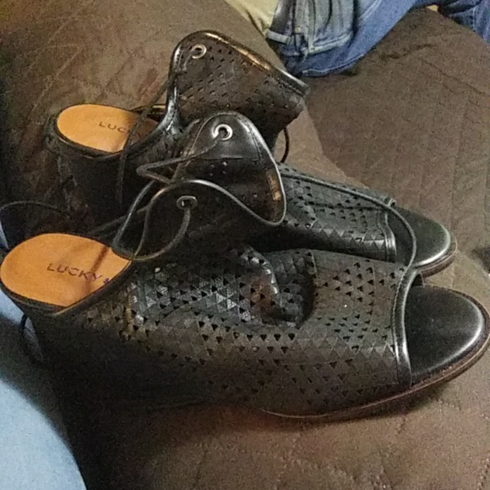 LUCKY BRAND Sandals